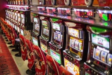 siap46 login platform interface showing slot games and live-dealer tables